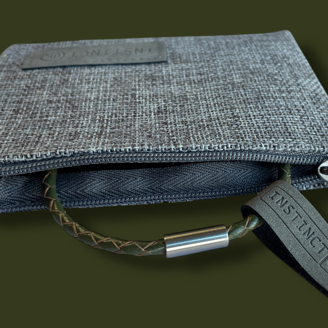 OLIVE LEATHER BRACELET | SLIM BAND image 5