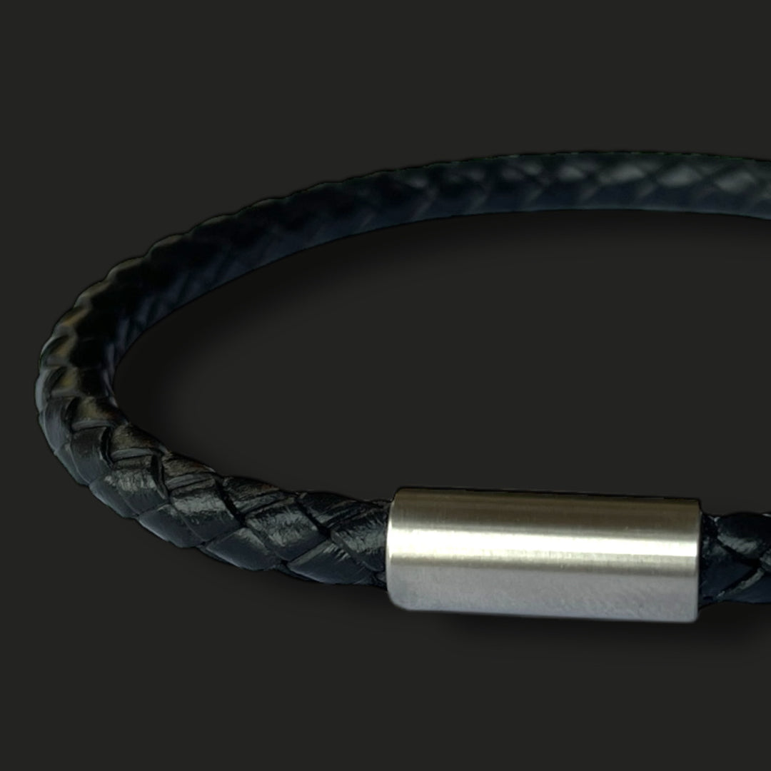 BLACK LEATHER BRACELET image 0
