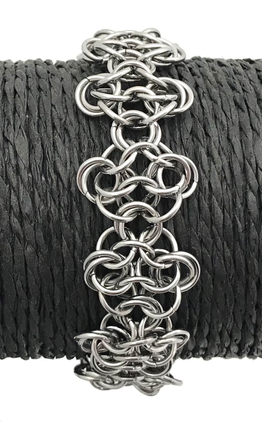 European Flower Bracelet image 0