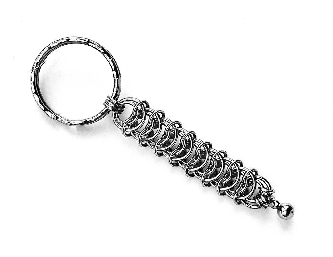 CHAIN MAILLE KEYRING | Scroll image 0