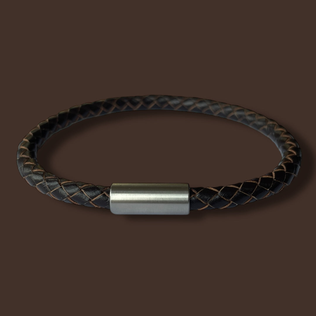 DARK BROWN LEATHER BRACELET image 1
