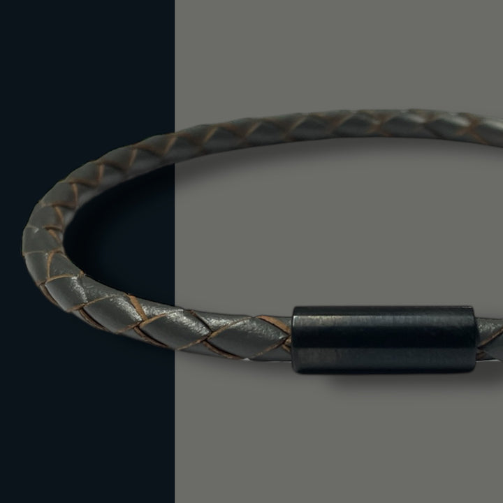GREY LEATHER BRACELET | BLACK STEEL | SLIM image 0