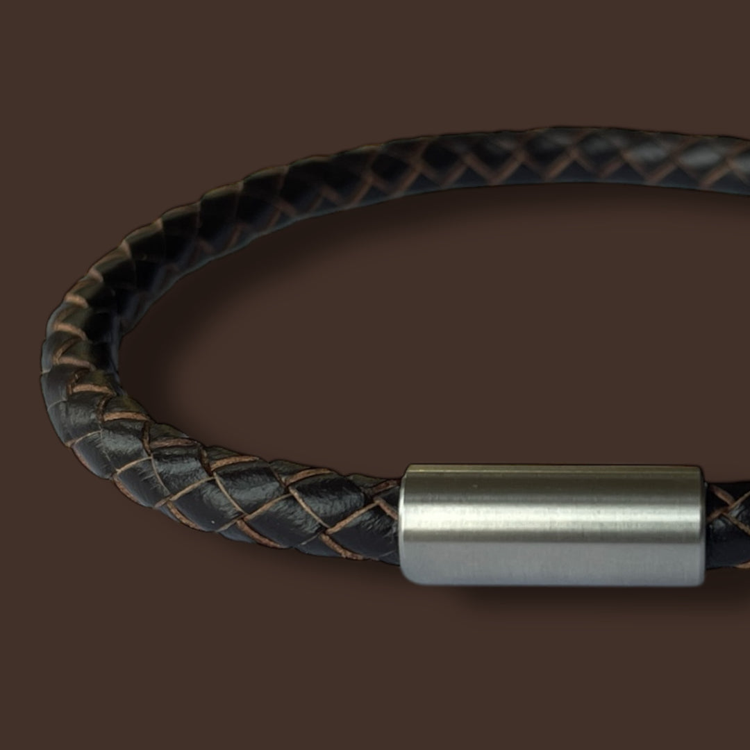 DARK BROWN LEATHER BRACELET image 0