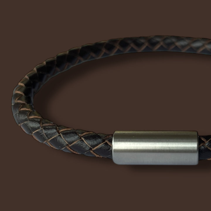 DARK BROWN LEATHER BRACELET image 0