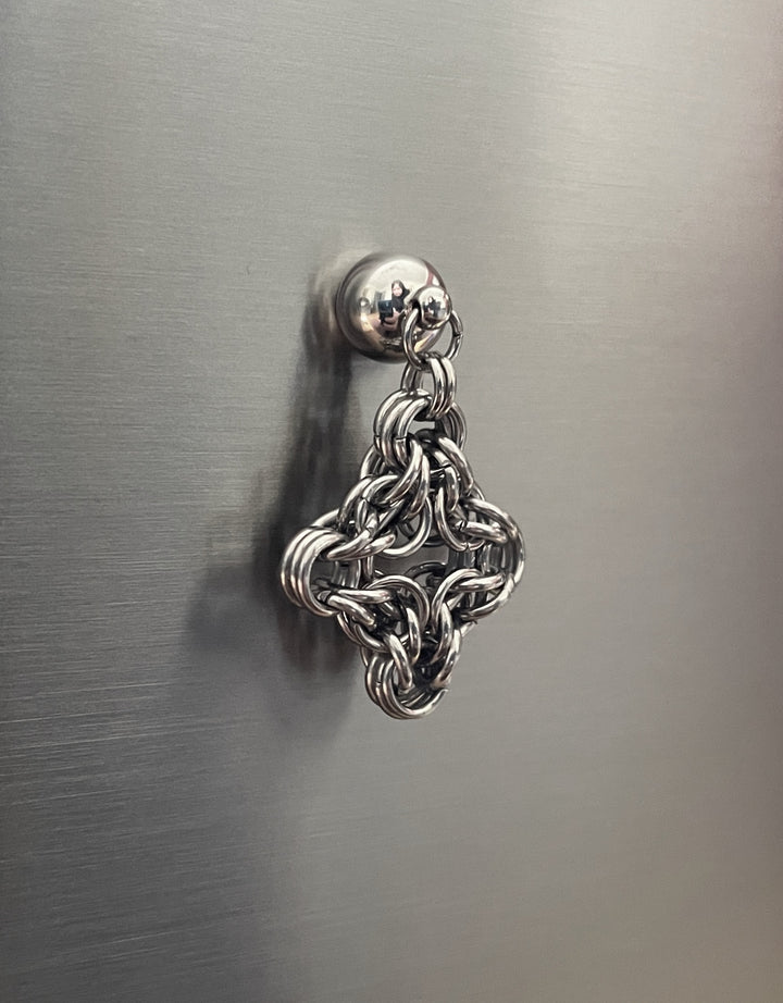 CHAIN MAILLE MAGNET | Diamond image 2