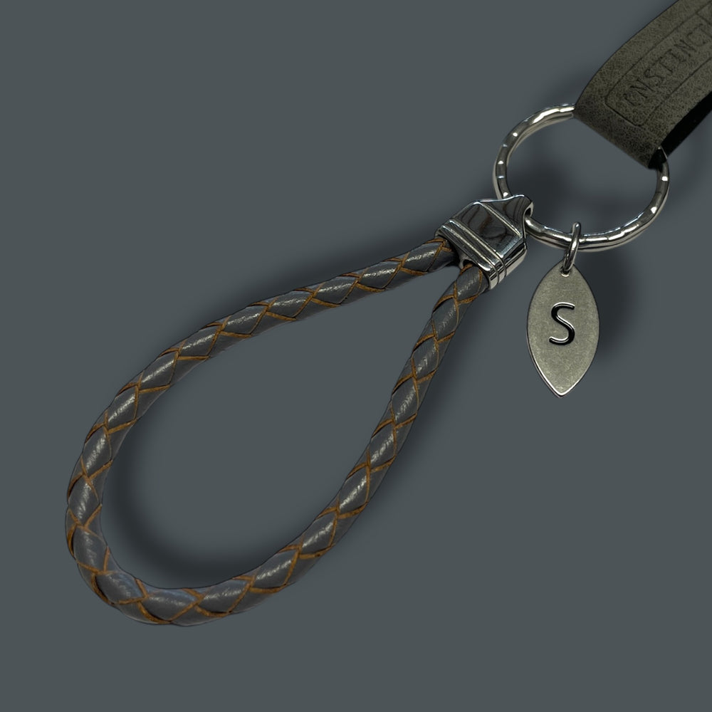 LEATHER KEYRING | GREY image 1