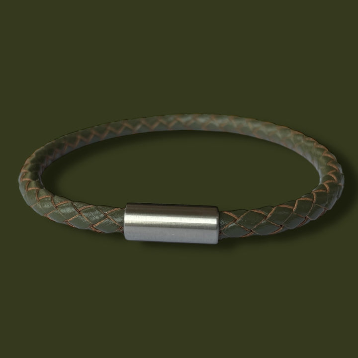 OLIVE LEATHER BRACELET image 1