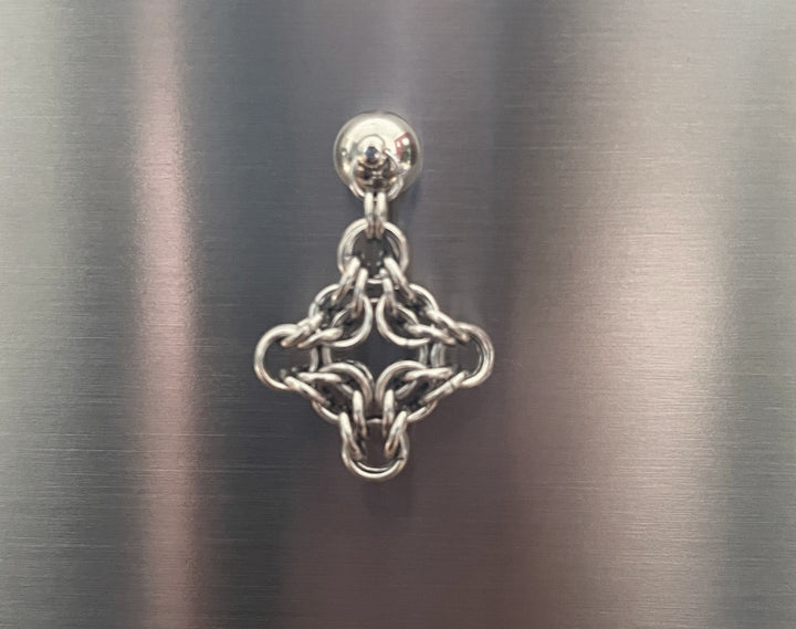 CHAIN MAILLE MAGNET | Diamond image 0