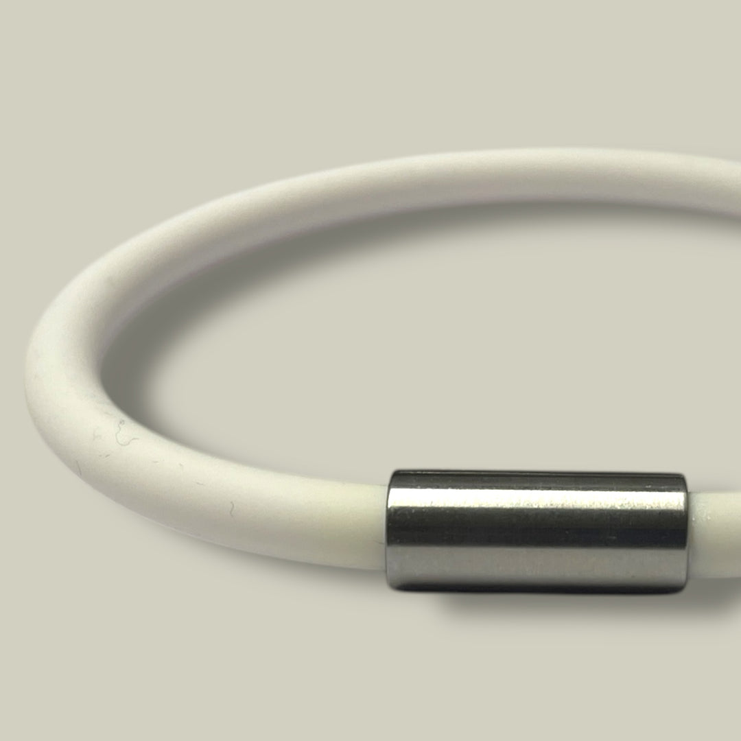 WHITE SILICONE BRACELET image 0