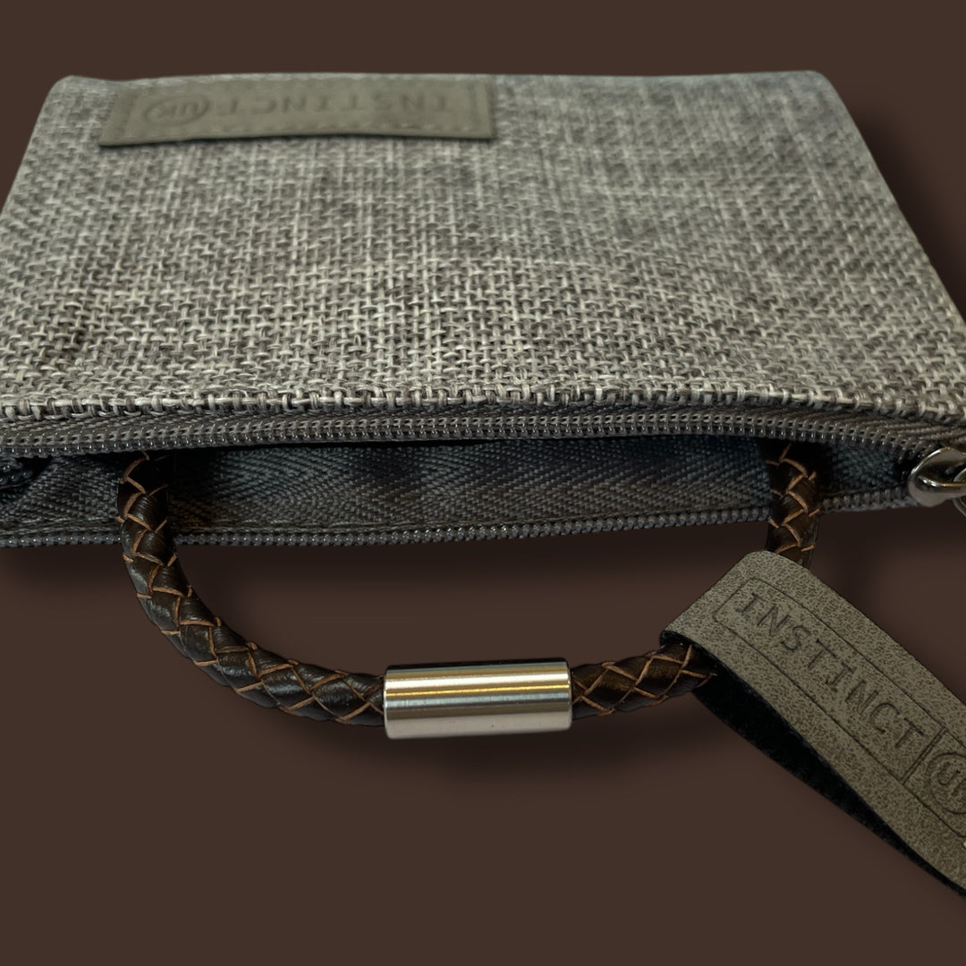 DARK BROWN LEATHER BRACELET image 4